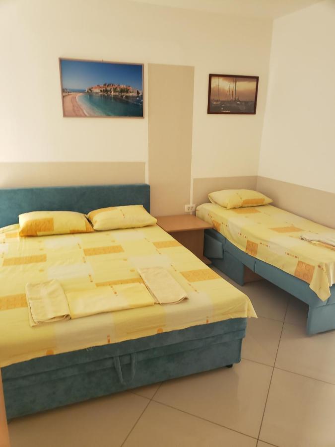 Apartments Petricevic 苏托莫雷 外观 照片