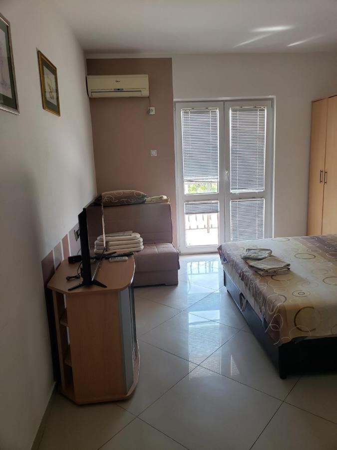 Apartments Petricevic 苏托莫雷 外观 照片