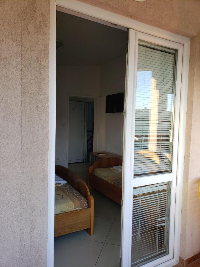 Apartments Petricevic 苏托莫雷 外观 照片