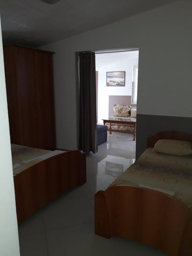 Apartments Petricevic 苏托莫雷 外观 照片