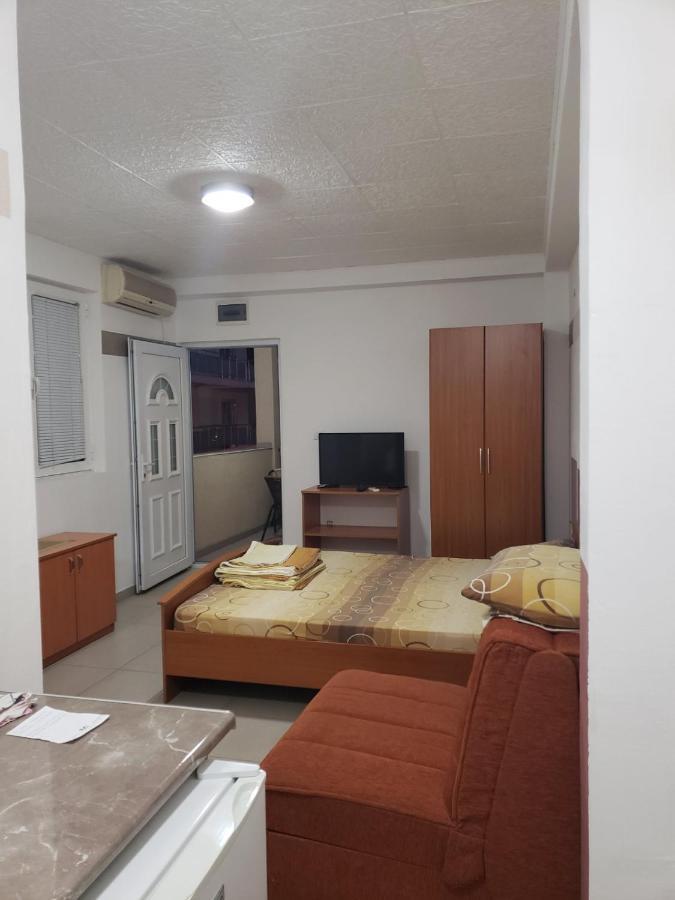 Apartments Petricevic 苏托莫雷 外观 照片