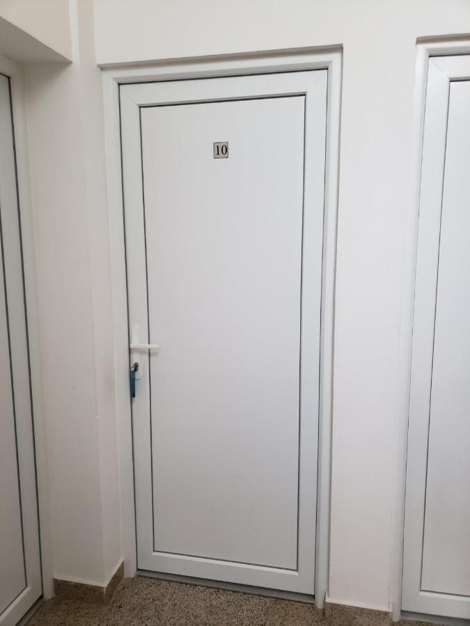 Apartments Petricevic 苏托莫雷 外观 照片